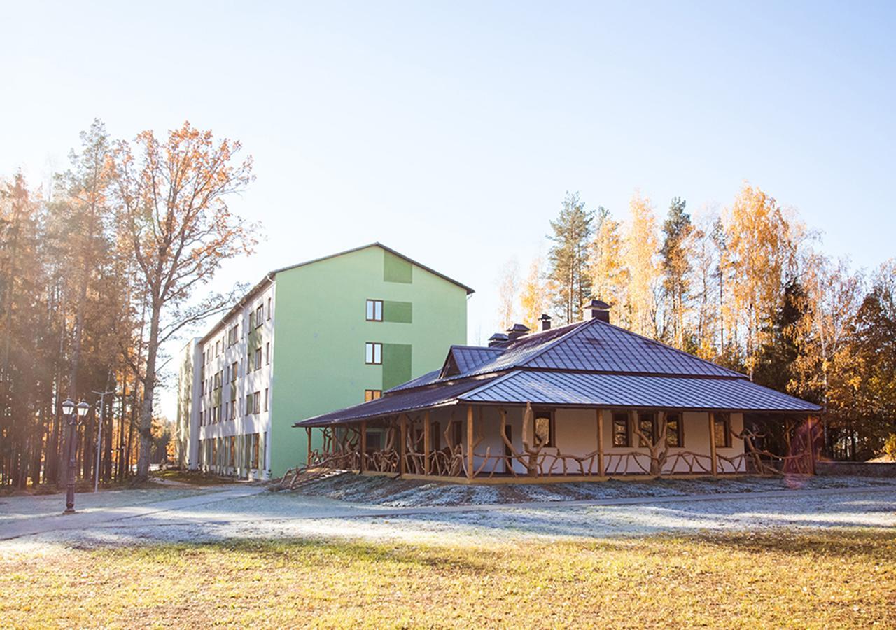 Green Park Hotel Airport Minsk Silichi Esterno foto