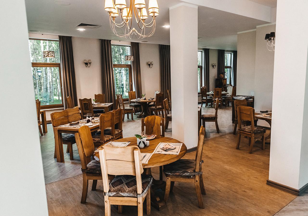 Green Park Hotel Airport Minsk Silichi Esterno foto