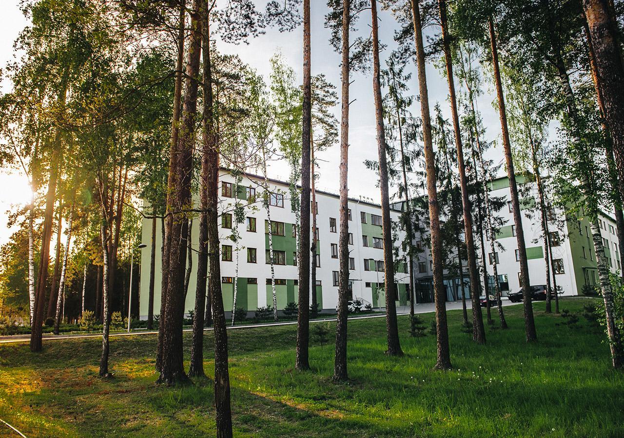 Green Park Hotel Airport Minsk Silichi Esterno foto